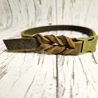 Hundehalsband Leder einseitig geflochten Olive